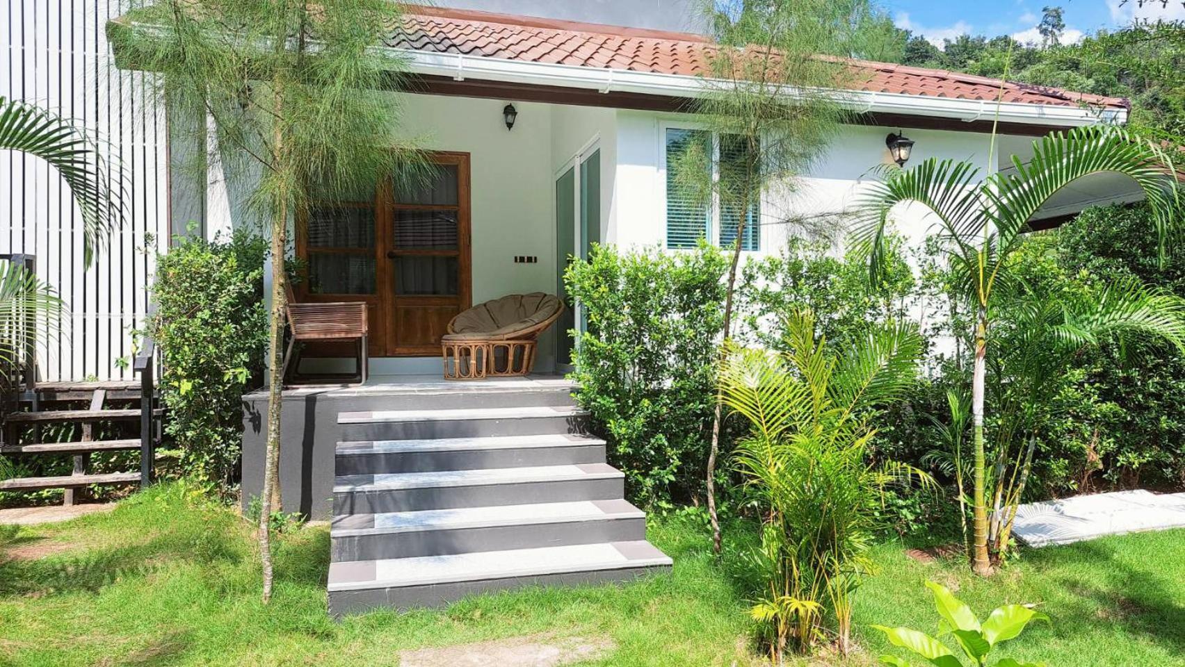 Magical Mountain View Resort Khao Sok National Park Exterior photo